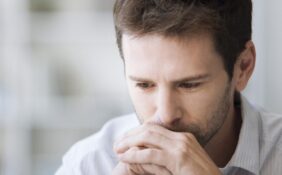 أسرار علاج سرعة القذف: التغذية والرياضة في صلب الحل الفعال