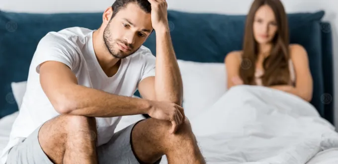 تجاوز التحدي: مقاربات علاجية لـ أسباب انخفاض الرغبة الجنسية عند الرجال