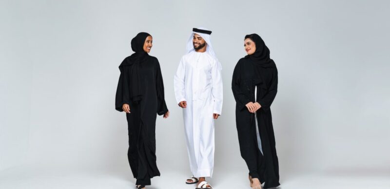 أضرار تعدد الزوجات: مراجعة نقدية لواقع اجتماعي معقد