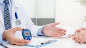 الفحوصات الدورية لمرضى السكري: استراتيجية أساسية لحياة صحية