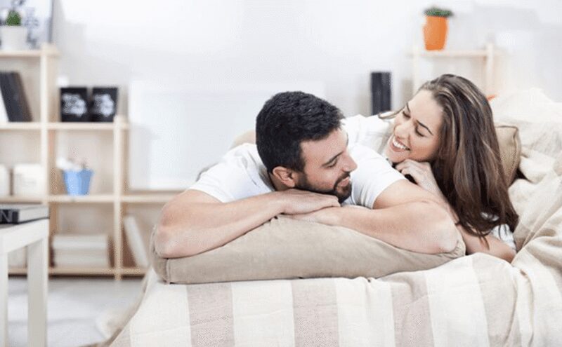 تحقيق السعادة الزوجية: إسعاد الرجل في العلاقة الحميمة