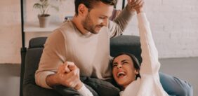 الحوار الزوجي: دليلك الشامل لعلاقة زوجية مزدهرة ومستدامة