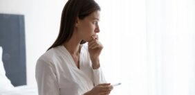 الأمل والإنجاب: معالجة أسباب العقم عند النساء بفعالية