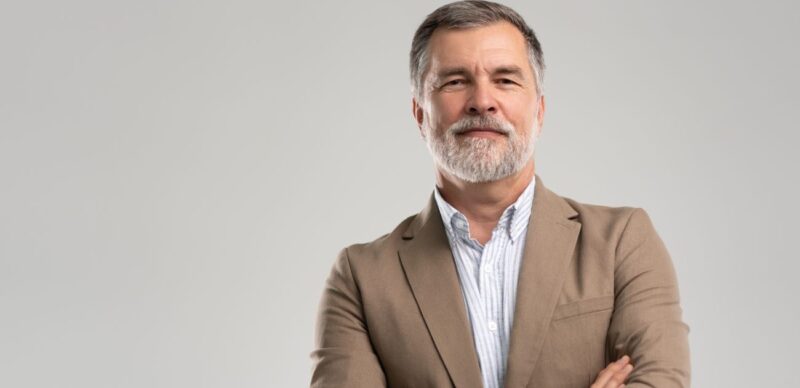 كوني شريكته المثالية: فهم سمات جاذبية الرجل الشمالي الشرقي