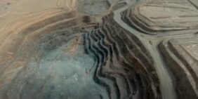 استخراج الذهب المستدام: قصة نجاح منجم السوق للذهب