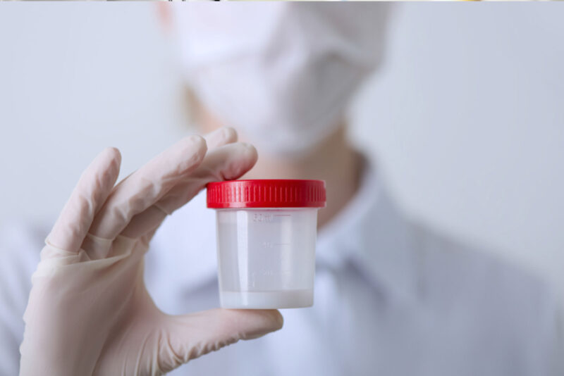 تعزيز السائل المنوي بشكل طبيعي: دليل الرجل الشامل للخصوبة