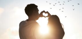 الحب الحقيقي: سر السعادة وجوهر الارتباط الروحي