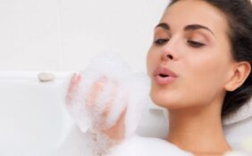 استعادة الحيوية: أهمية الاغتسال بعد العلاقة الزوجية