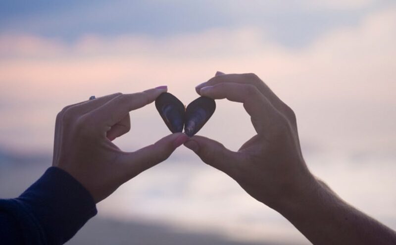 تجربة فريدة: كيف تغير وضعيات جماع جديدة علاقتكما للأفضل؟