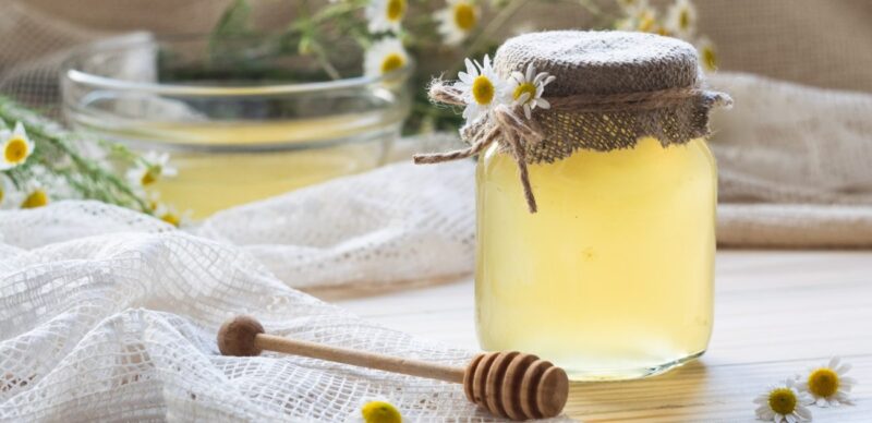اكتشف أسرار العسل الأبيض لتعزيز صحتك الجنسية وحيويتك