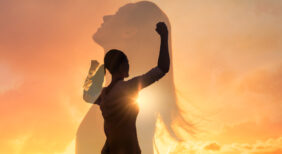 اكتشف ذاتك وعزز الثقة بالنفس: منهج متكامل للتمكين الشخصي