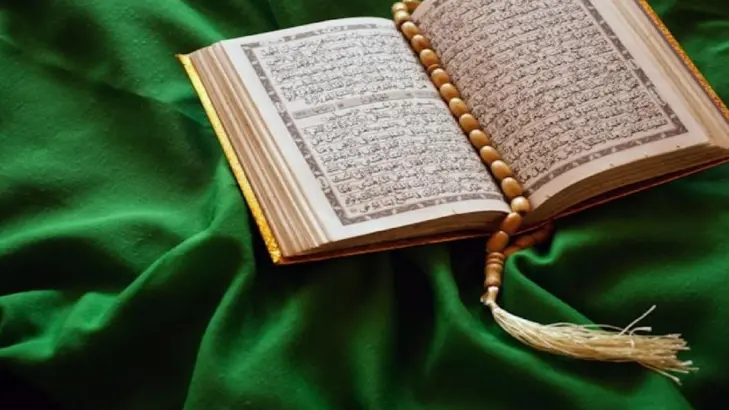 القوة الهادية: أثر القرآن في حياة الإنسان وتشكيل مستقبله