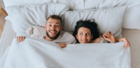 ليلة الدخلة: بدايتك نحو حياة زوجية سعيدة ومستدامة