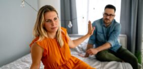 الخيانة الزوجية المتكررة: إشارات خفية وكيفية حماية زواجك