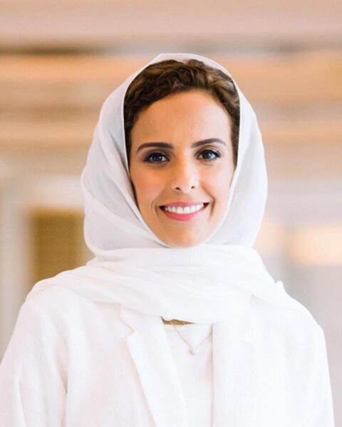 الدكتورة لطيفة العبدالكريم والذكاء الاصطناعي: صياغة استراتيجيات وطنية