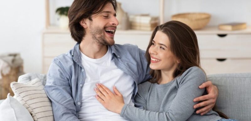 السر وراء السعادة الطويلة: اكتشف فوائد الزواج الخفية