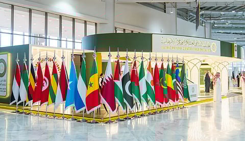 مستقبل الأمن: رؤية التحالف الإسلامي العسكري لمكافحة الإرهاب في معرض الدفاع