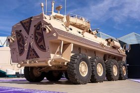 الفنون التقليدية السعودية والدفاع: روعة التراث في قطاع الأمن