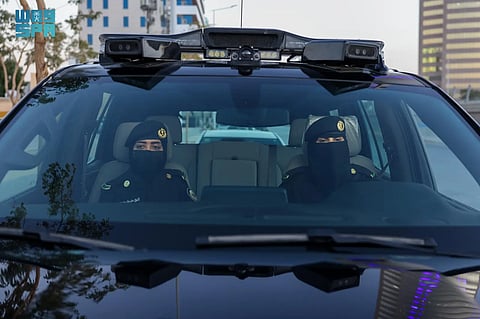 المرأة السعودية والأمن البيئي: حماية الطبيعة بكفاءة عالية