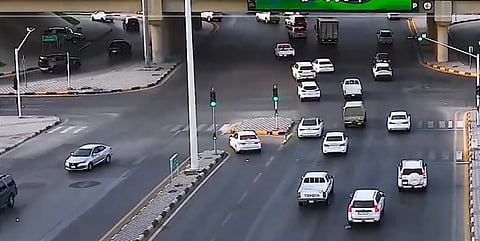 تطبيق نظام الإشارات المرورية الذكية ببريدة: خطوة نحو مدن أكثر كفاءة