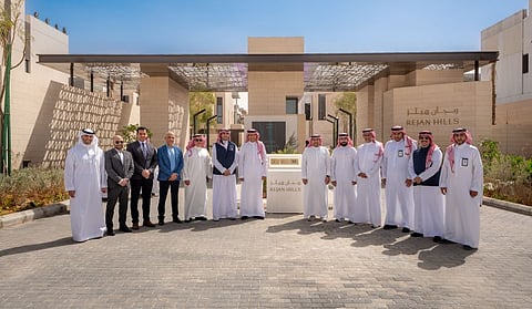 قرية ريجان هيلز: نموذج متكامل بين مشاريع الرياض السكنية الحديثة