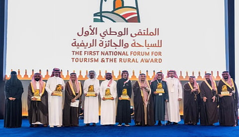 أمير القصيم يرعى الملتقى الوطني الأول للسياحة والجائزة الريفية
