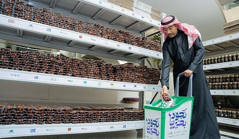 وزير الصناعة يوجه الشكر للجهات المشاركة في مبادرة «نجود بخيرنا» خلال شهر رمضان