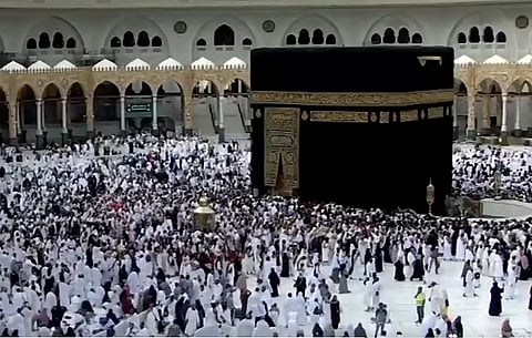 «شؤون الحرمين»: دليل المصلي يُثري تجربة ضيوف الرحمن