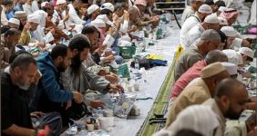 يبلغ امتدادها 70 كيلومترًا.. الإفطار في المسجد النبوي.. حوكمة رقمية تعزز الشفافية ورفع كفاءة تنظيم سفر الصائمين