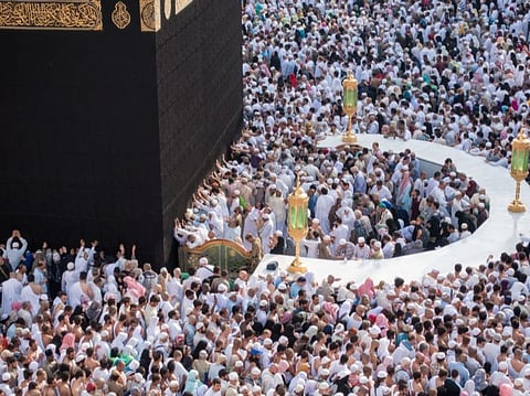 معتمر مصري من الحرم المكي: نحن في بلدنا الثاني بلد الأمن والأمان