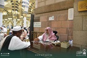 31 ألف مستفيد من خدمات الإرشاد والتوعية بالمسجد النبوي في رمضان