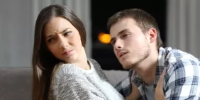 دليل الزوجة: إتقان فن التواصل الزوجي لإدارة الرفض بذكاء