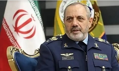 التلفزيون الإيراني يؤكد مقتل وزير الدفاع ورئيس الأركان