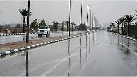 توقعات الطقس في السعودية: تحذيرات من الأتربة والرياح القوية