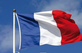 فرنسا تسمح للولايات المتحدة باستخدام قواعدها العسكرية بالشرق الأوسط