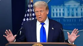 ترامب: لا أمانع أن يكون الحاكم الجديد في إيران رجل دين إذا كان يتعامل بشكل جيد مع الولايات المتحدة وإسرائيل