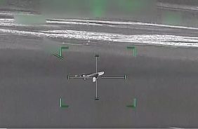 «الدفاع الإماراتية» تبث مشاهد اعتراض وتدمير طائرات مسيّرة إيرانية