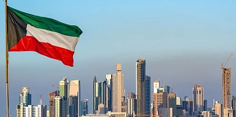 السيادة الكويتية: حماية الأرض والمجال الجوي الكويتي