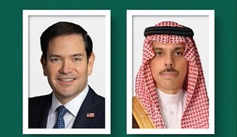وزير الخارجية يبحث مع نظيره الأمريكي الاعتداءات الإيرانية الغاشمة على المملكة ودول المنطقة
