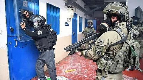 مؤسسات الأسرى الفلسطينية: أكثر من 9500 أسير داخل سجون الاحتلال الإسرائيلي