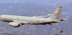 التاريخ يعيد نفسه؟ تأملات في حادثة الطائرة الأمريكية في العراق