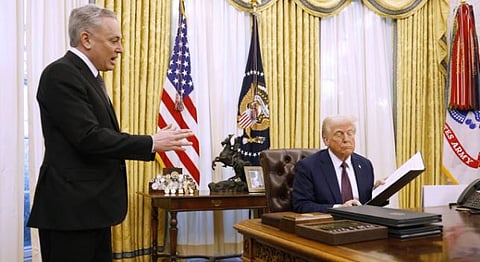 من ترامب لساكس: هل يقترب **الصراع مع إيران** من نهايته؟