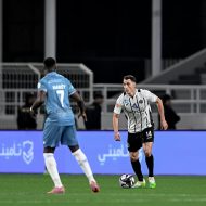 حسم اللقاء بثنائية: فوز الشباب يضيء سماء الرياض أمام الأخدود