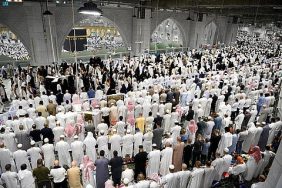 التميز في الضيافة الروحانية: استكشف خدمات المسجد الحرام