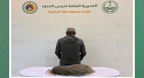 حرس الحدود بمكة المكرمة يضبط مخالفًا في المناطق البحرية للمملكة