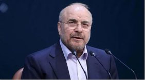 رئيس البرلمان الإيراني يتوعد «بتدمير» البنية التحتية بالمنطقة حال استهداف محطات الطاقة