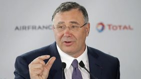 رئيس «توتال إنرجيز»: تعطّل النفط عبر «هرمز» لا يمكن تعويضه.. وتأثيراته حتمية على الاقتصاد العالمي