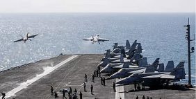 إيران تعلن استهداف حاملة الطائرات «أبراهام لينكولن» بصواريخ كروز