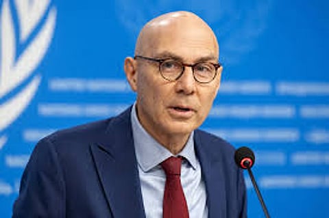 المفوض الأممي لحقوق الإنسان يطالب بإنهاء الهجمات على إيران ويدعو طهران للتوقف عن مهاجمة جيرانها