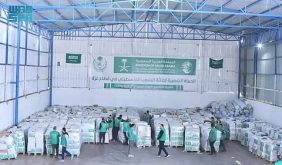 وصول قافلة مساعدات إنسانية جديدة مقدمة من «سلمان للإغاثة» إلى قطاع غزة